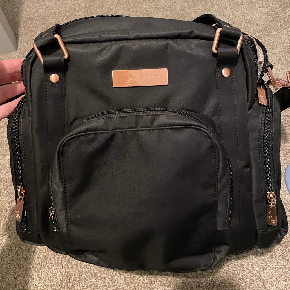 EUC Jujube insulated pump bag